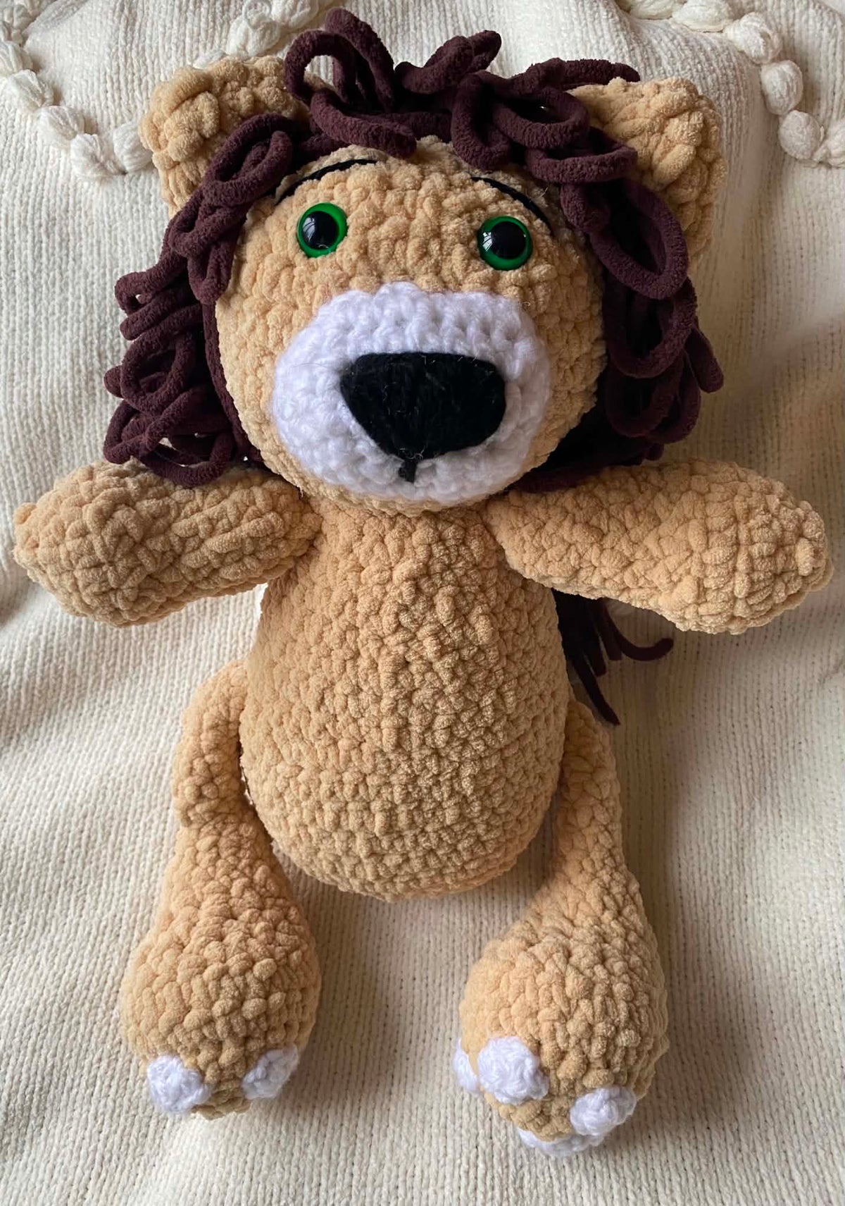 George the Gentle Giant Lion Rumi Pal