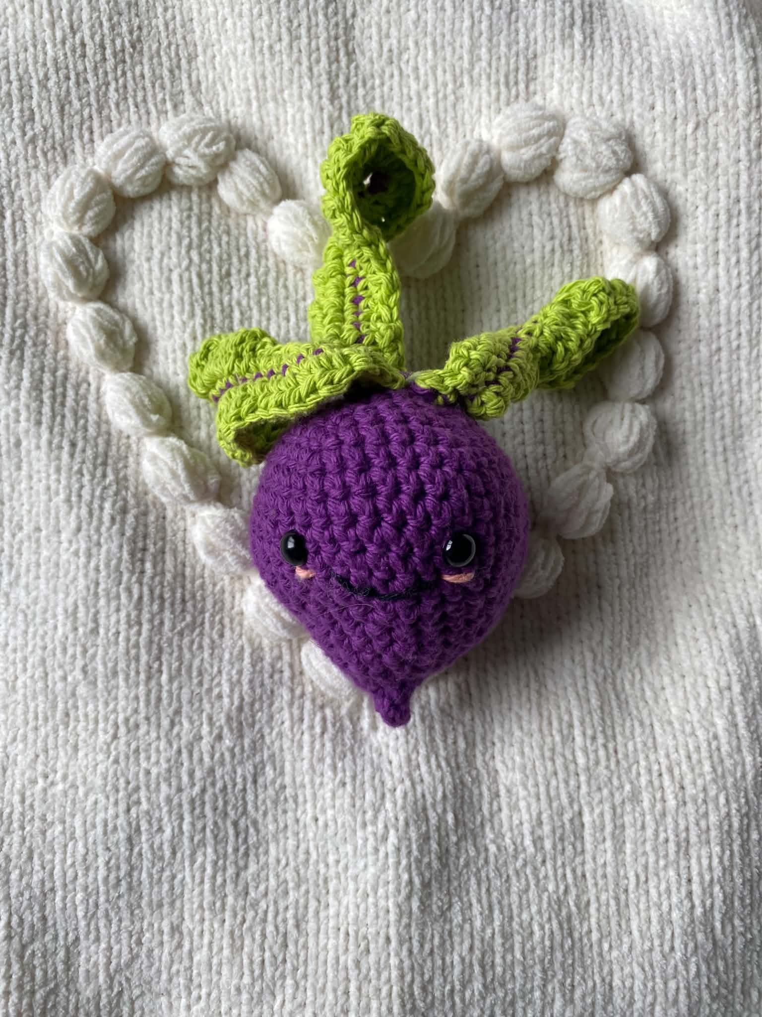Bea the Beet – Vibrant & Sweet Crochet Root Vegetable
